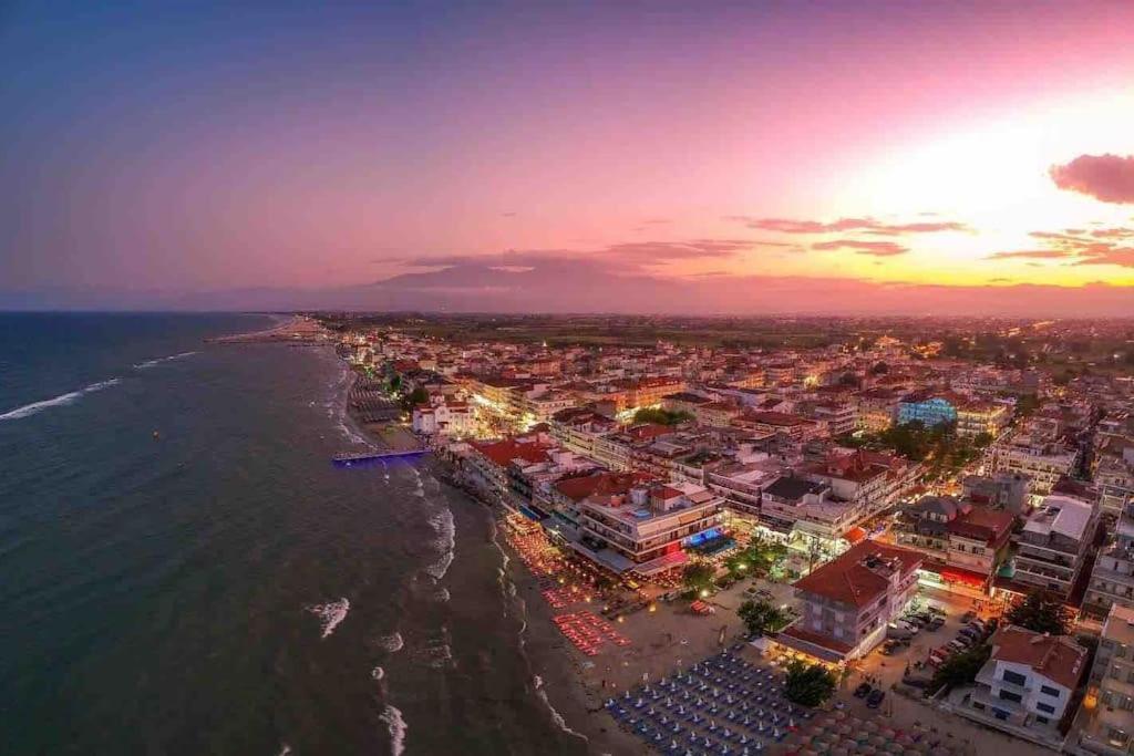 Eden Suite Paralia Bagian luar foto