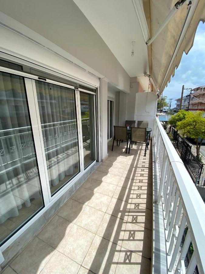 Eden Suite Paralia Bagian luar foto