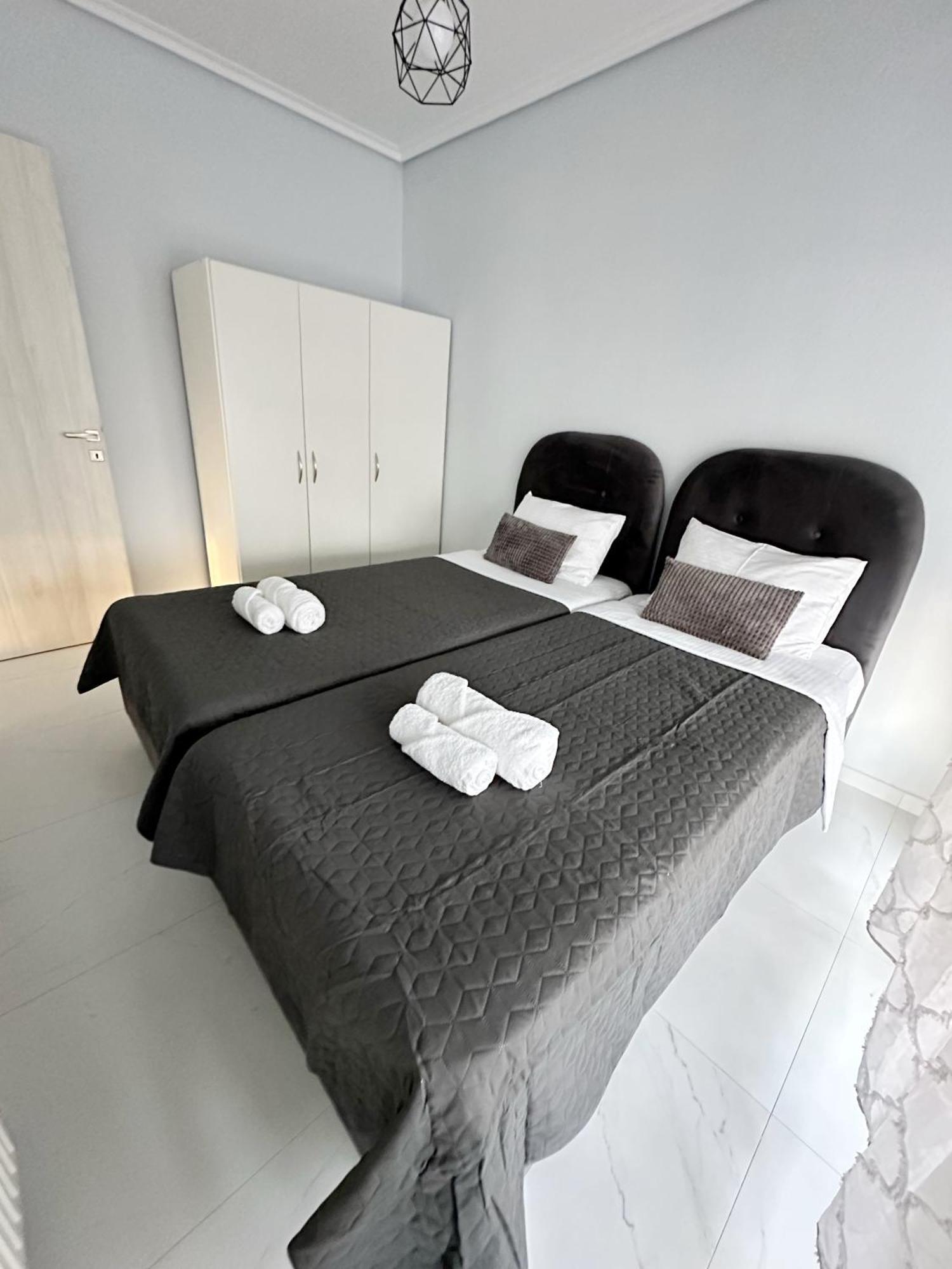 Eden Suite Paralia Bagian luar foto