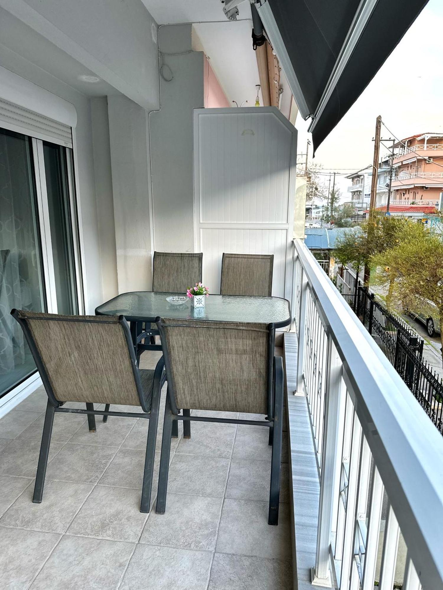 Eden Suite Paralia Bagian luar foto