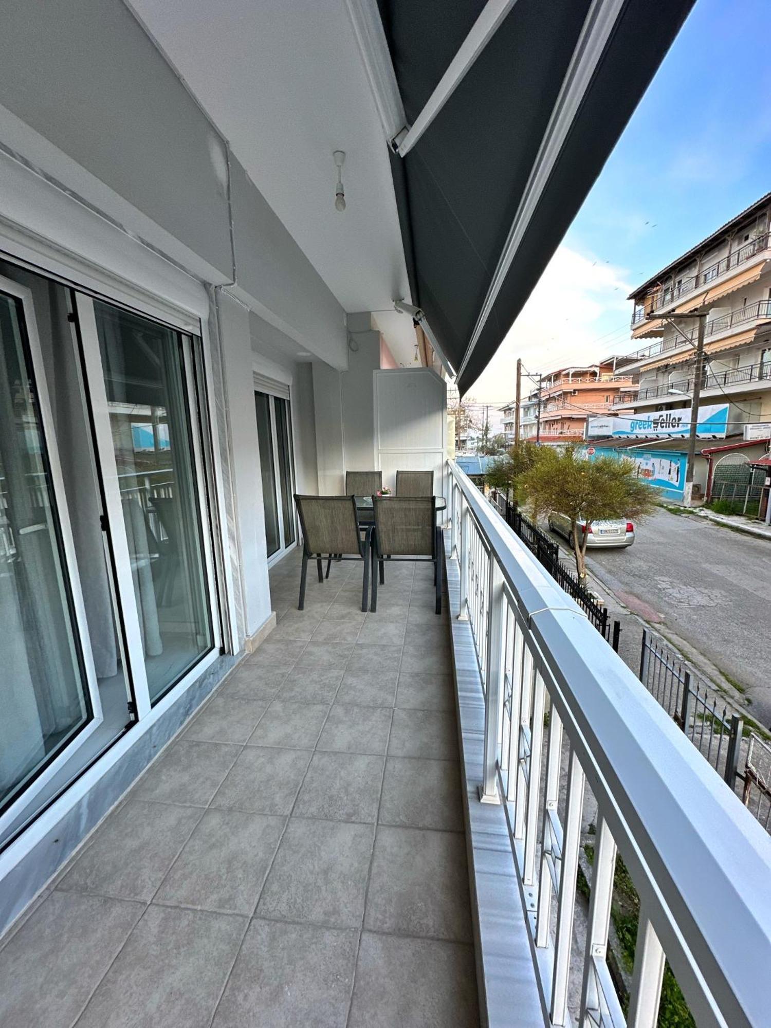 Eden Suite Paralia Bagian luar foto