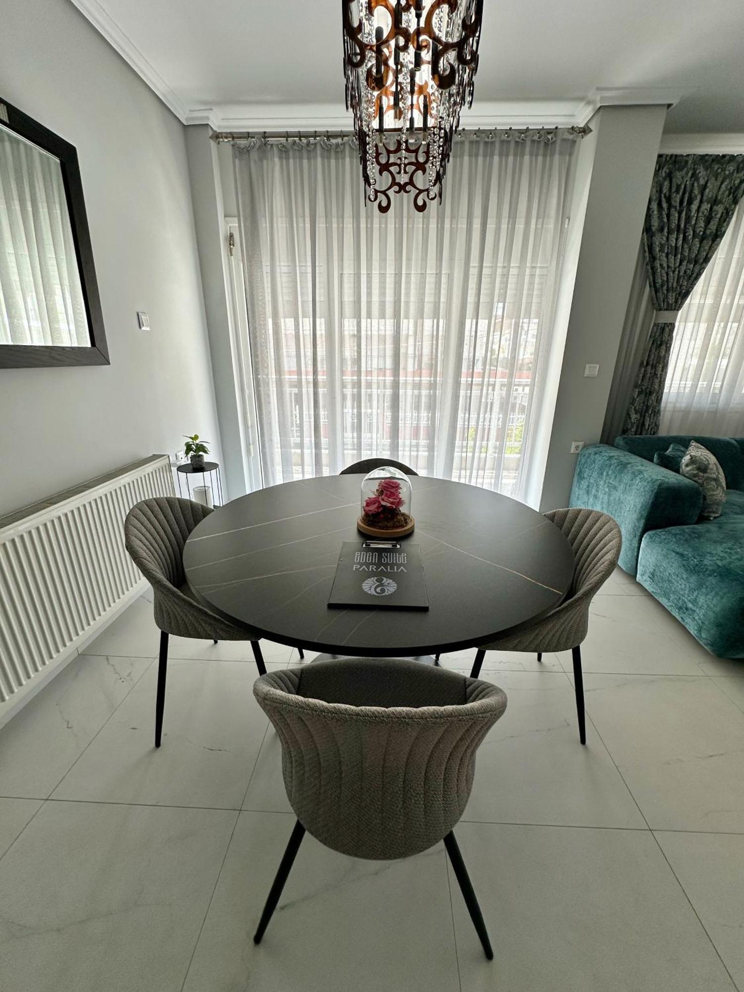 Eden Suite Paralia Bagian luar foto