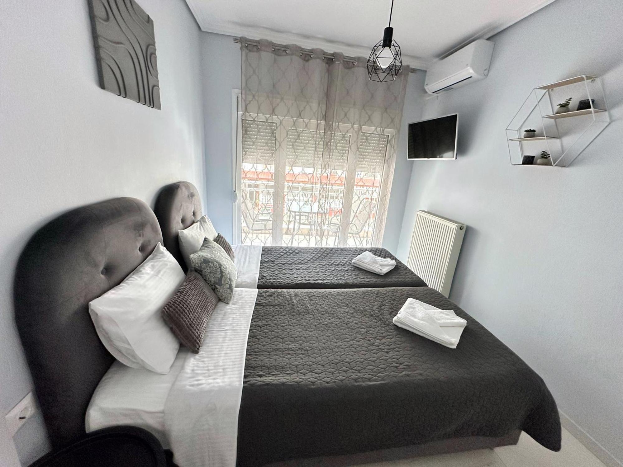 Eden Suite Paralia Bagian luar foto