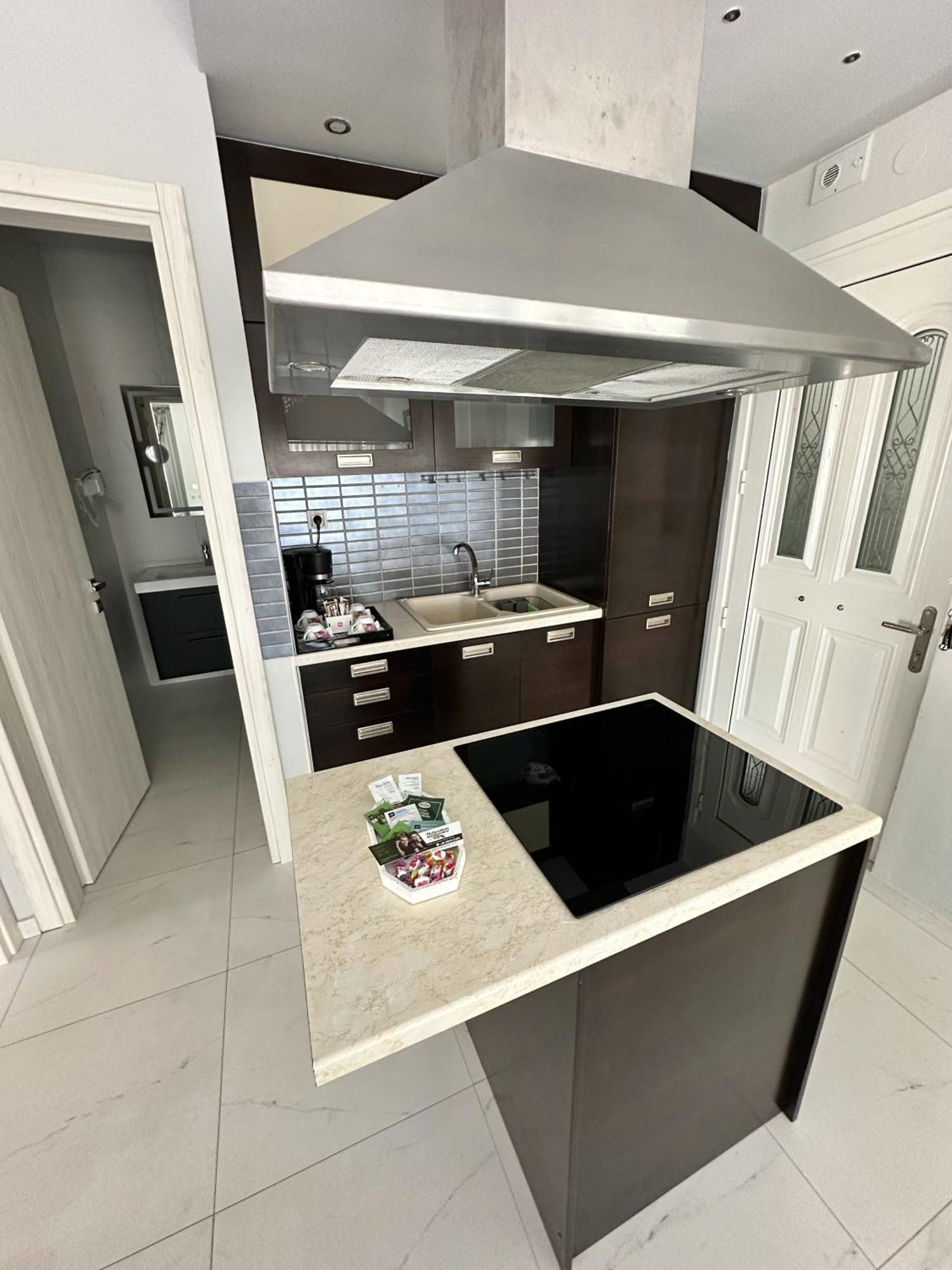 Eden Suite Paralia Bagian luar foto